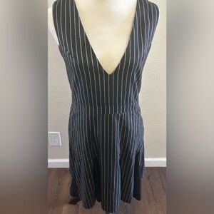 Beulah Black and White womens Striped V-Neck Dress size M NWT